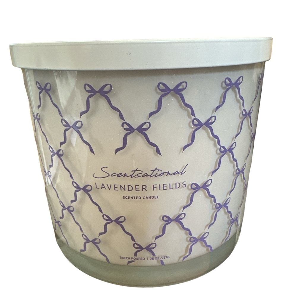 Scentsational purple bow candle lavender fields made in USA‎ 3 wick 26oz purple